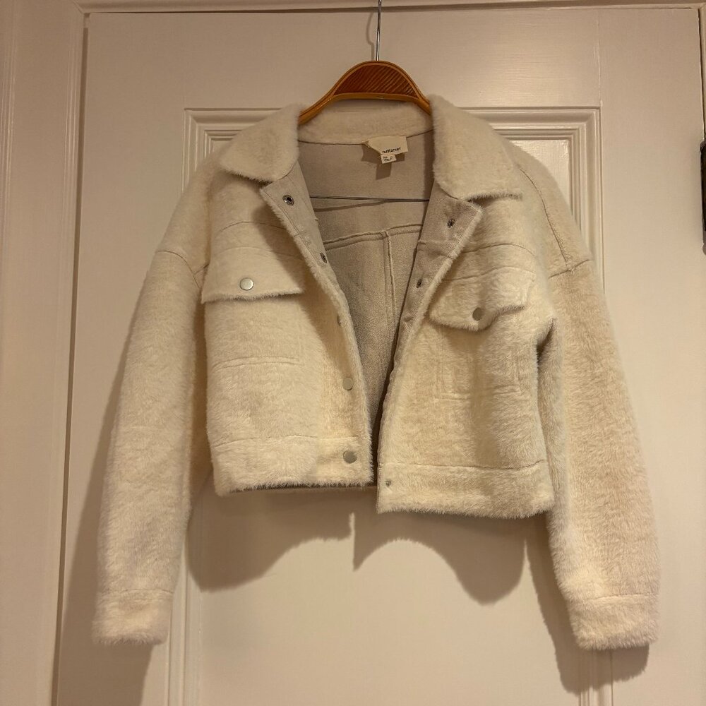 The Korner White Faux Fur Cropped Button Up Jacket - Women's XS